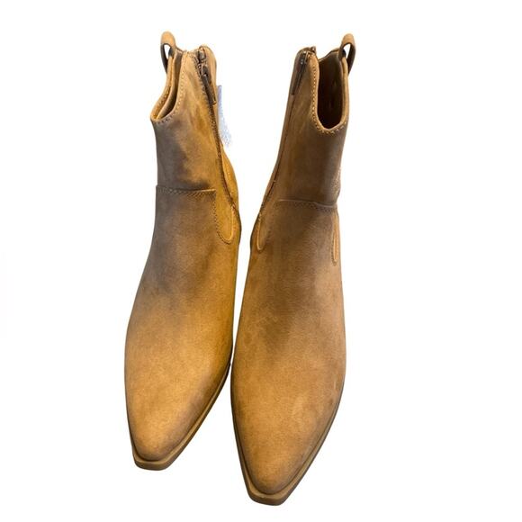 Old Navy faux Caramelized Toffee Leather Western Boot - Picture 7 of 9